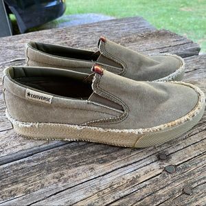 Converse Beige Canvas Slip on Shoes “Rare” Youth Size 3 (#3) or womens 6